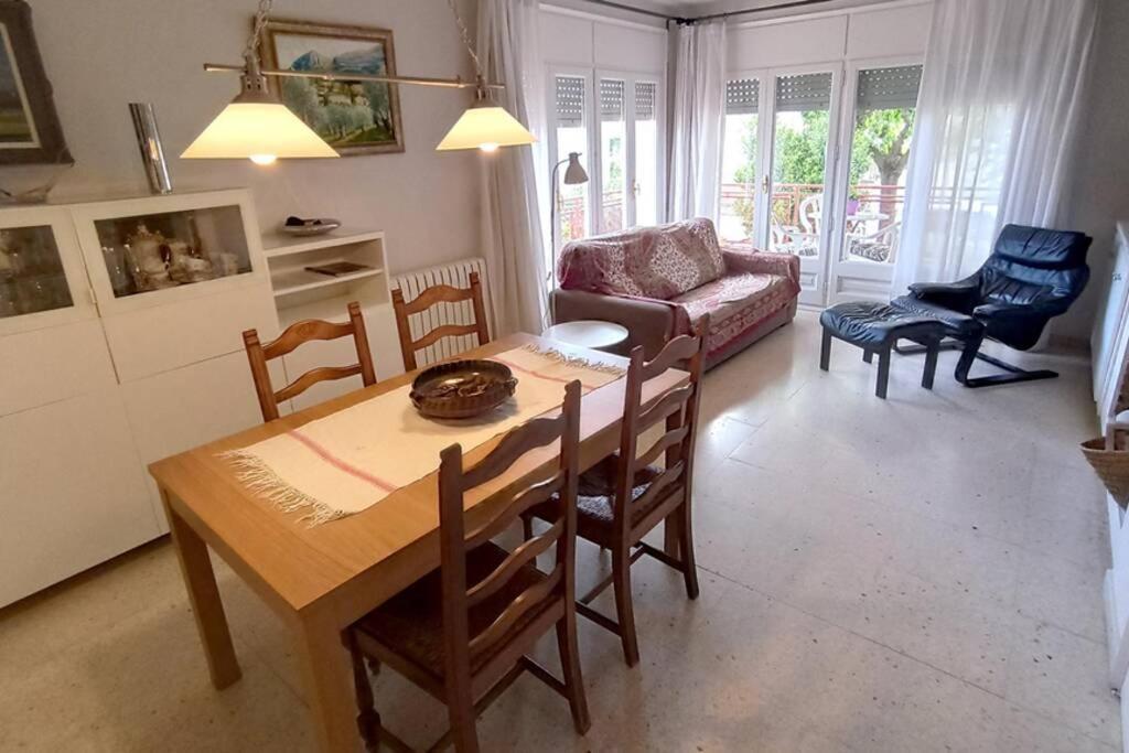 Ca La Merce - Agradable Casa En Amer Exterior photo